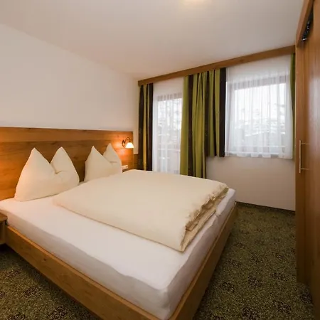 Apart Sonnenplateau Serfaus Room photo